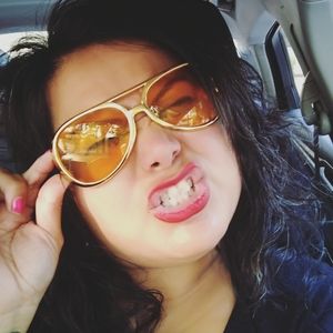 Meet your Posher, Raquel